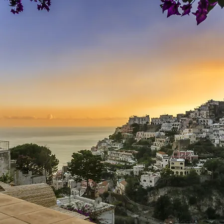 ベッド・アンド・ブレックファスト Mary ポジターノ