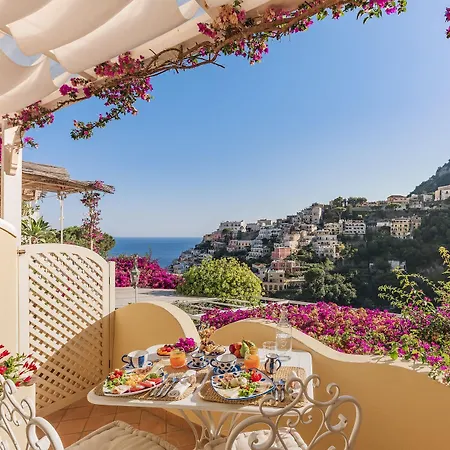 فندق مبيت وإفطار Mary بوسيتانو