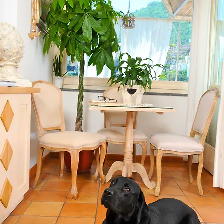 Mary فندق مبيت وإفطار بوسيتانو