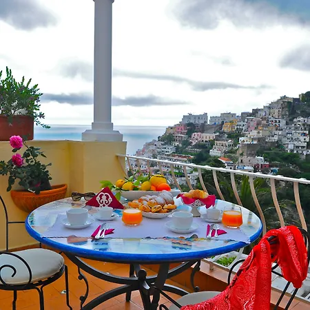 Mary فندق مبيت وإفطار 4*