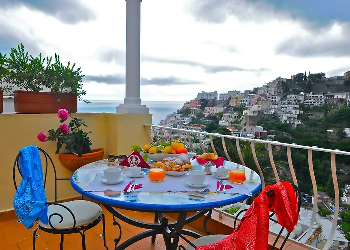 Mary Bed & Breakfast 4*